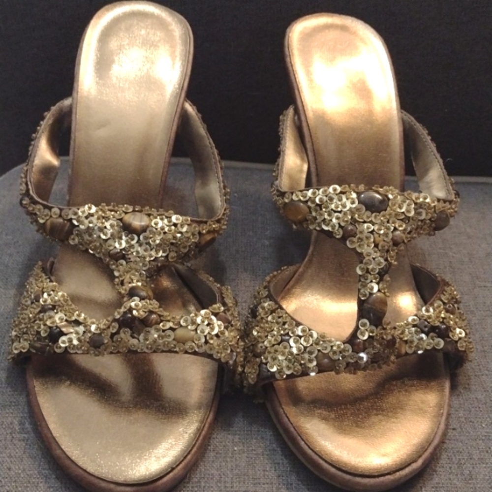 Women's slip on high heel dress shoes 8M